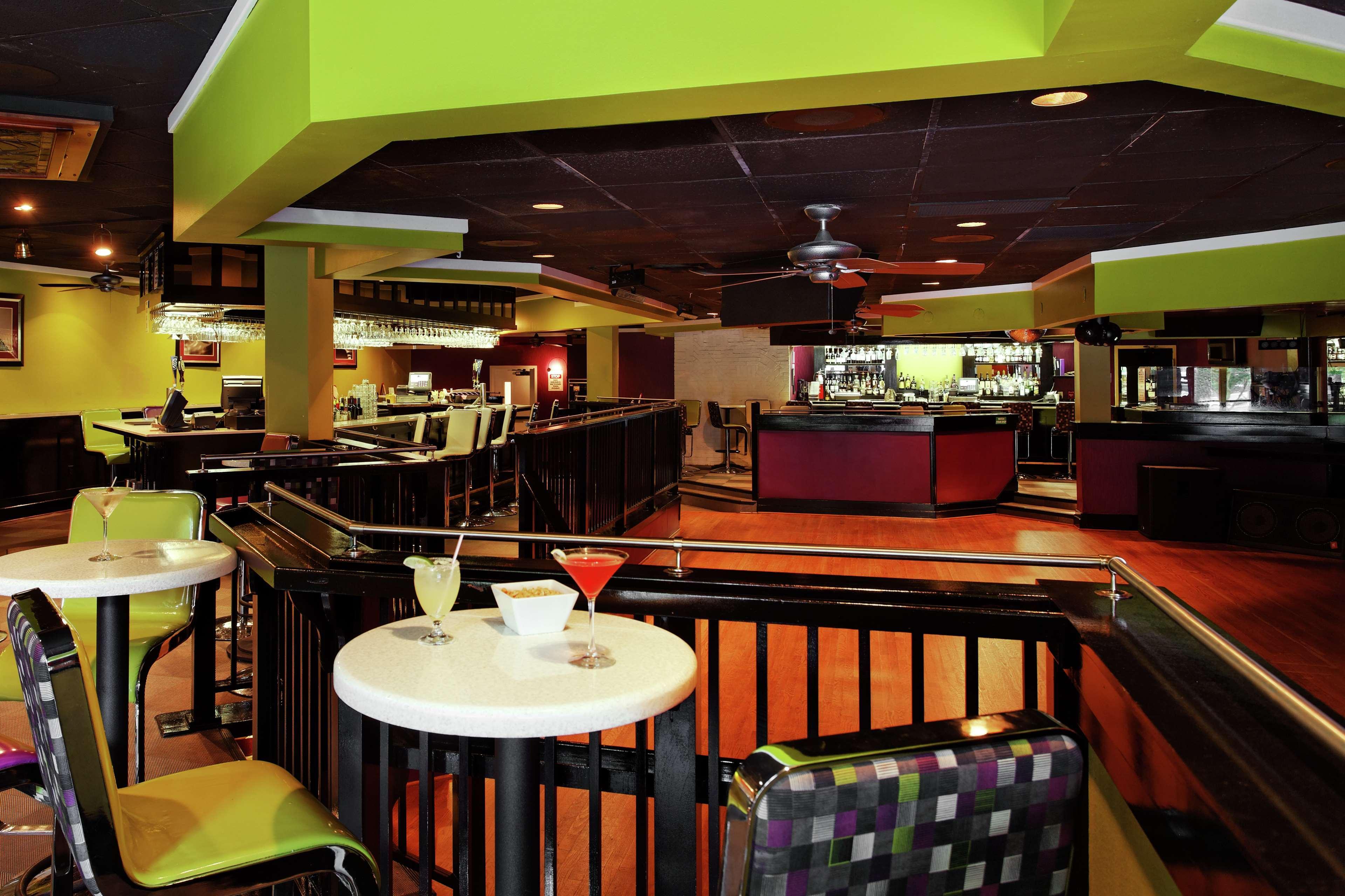 Doubletree By Hilton Richmond - Midlothian Hotell Eksteriør bilde